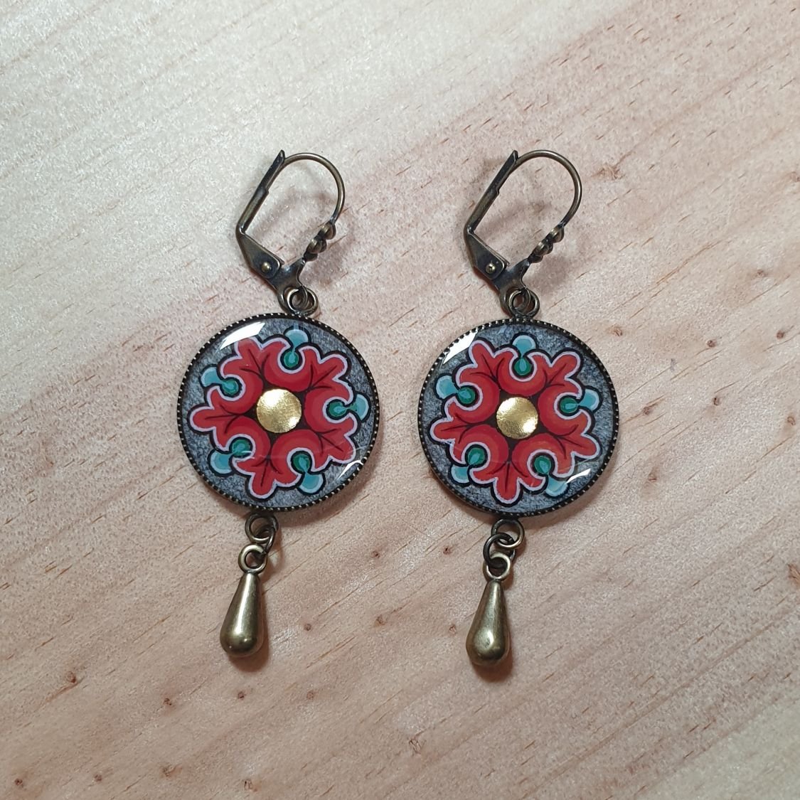 Romaanse bloem hanger oorbellen