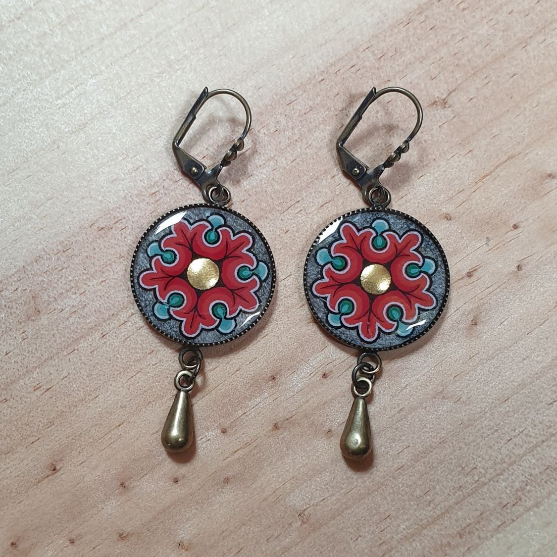 Romaanse bloem hanger oorbellen