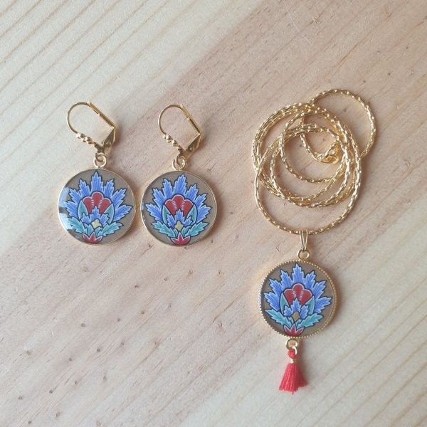 Halsketting hanger verlichte blauwe oosterse bloem