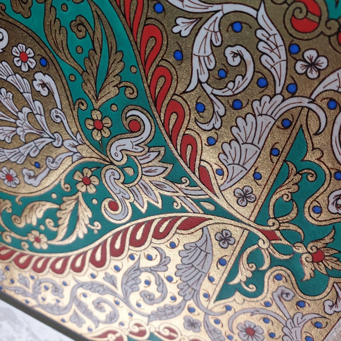 goud/groen/rood/blauw arabesk verlichting