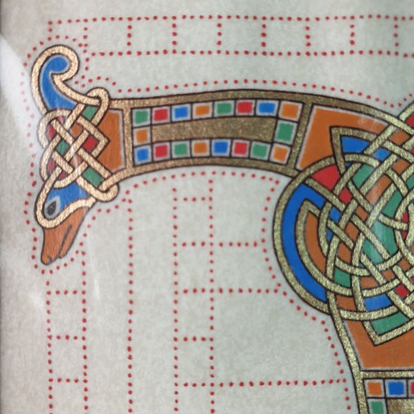 Verlichte letter T Frans-Saksische stijl