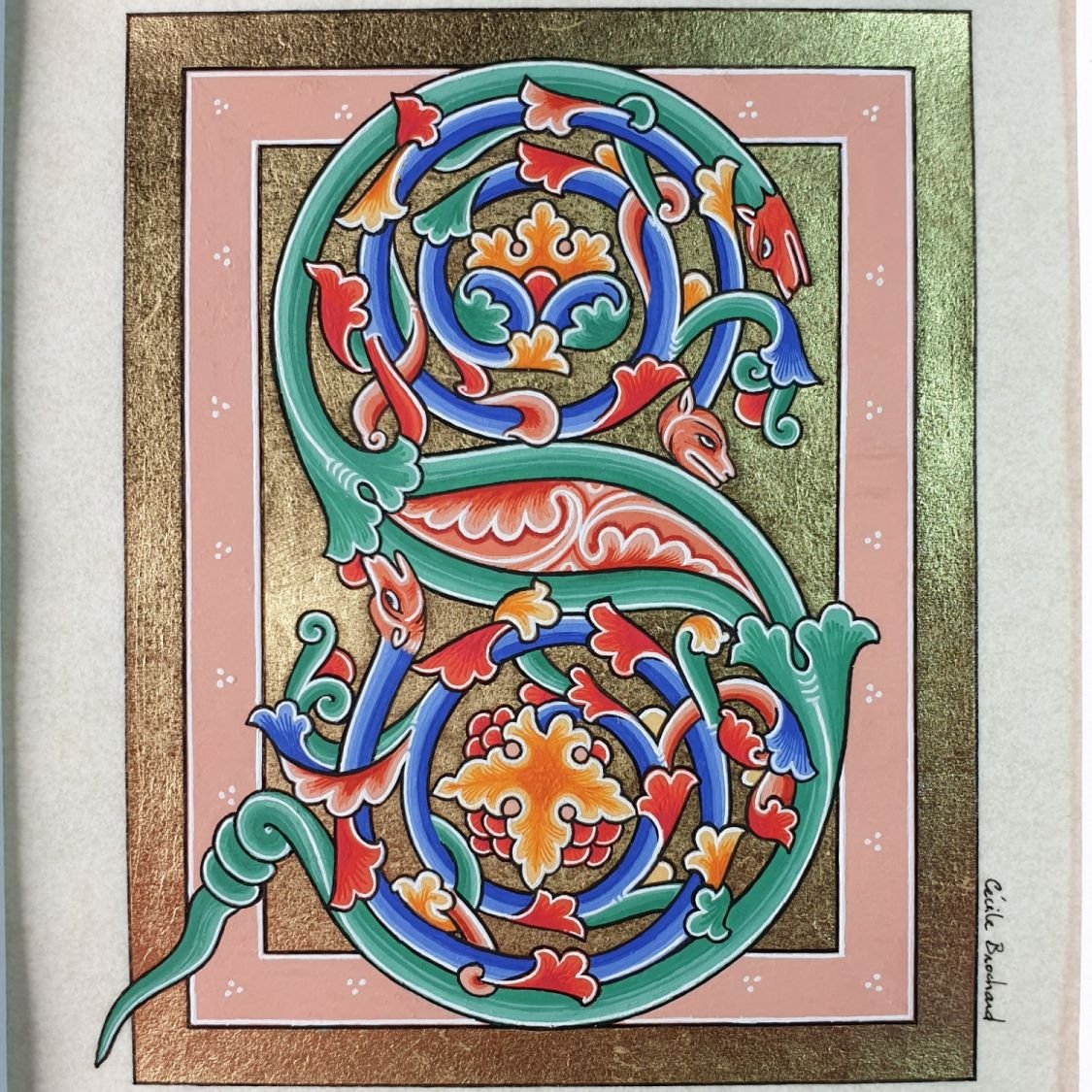 Verlichte letter S in Romaanse stijl
