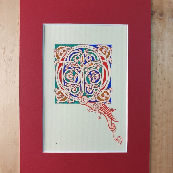 Verlichte letter Q in Romaanse stijl