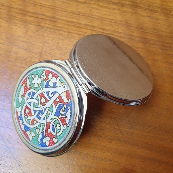 Witte wijnstok" zakspiegel